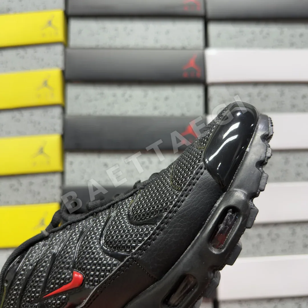 나이키 [BD] 에어 맥스 플러스 DO6383-001 201863 Nike Air Max Plus Metal Mesh Black Red 상세 이미지 7