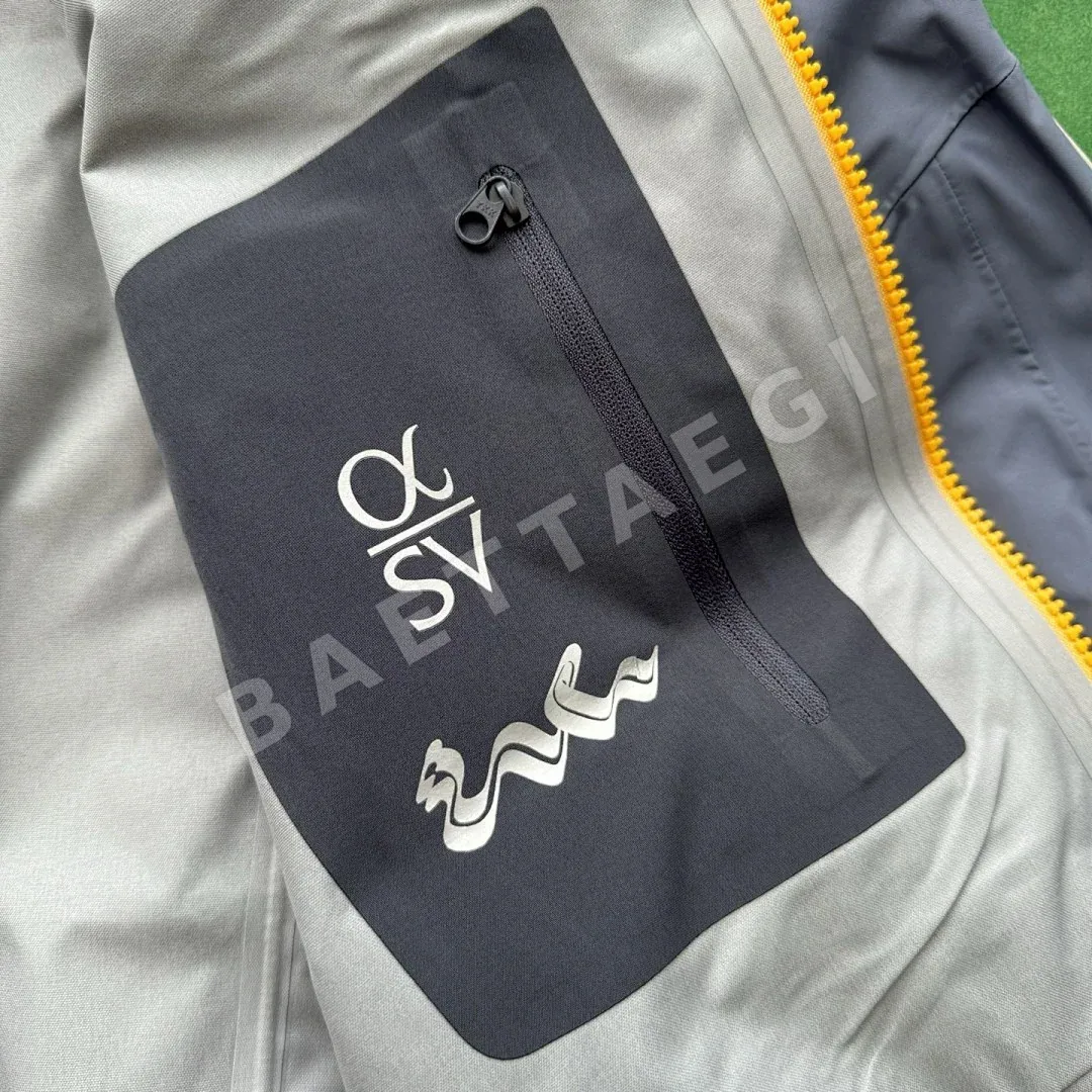 아크테릭스 알파 SV 고어텍스 자켓 뱀띠 한정판 200151 Arc'teryx Alpha SV Year Or The Snake GTX 상세 이미지 9