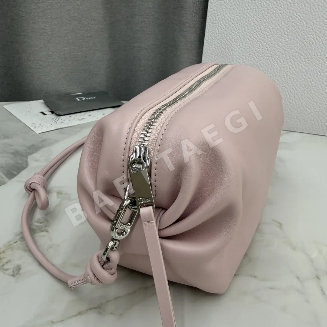 디올 보우 미니 덤플링 클러치 가방 상세 이미지 6