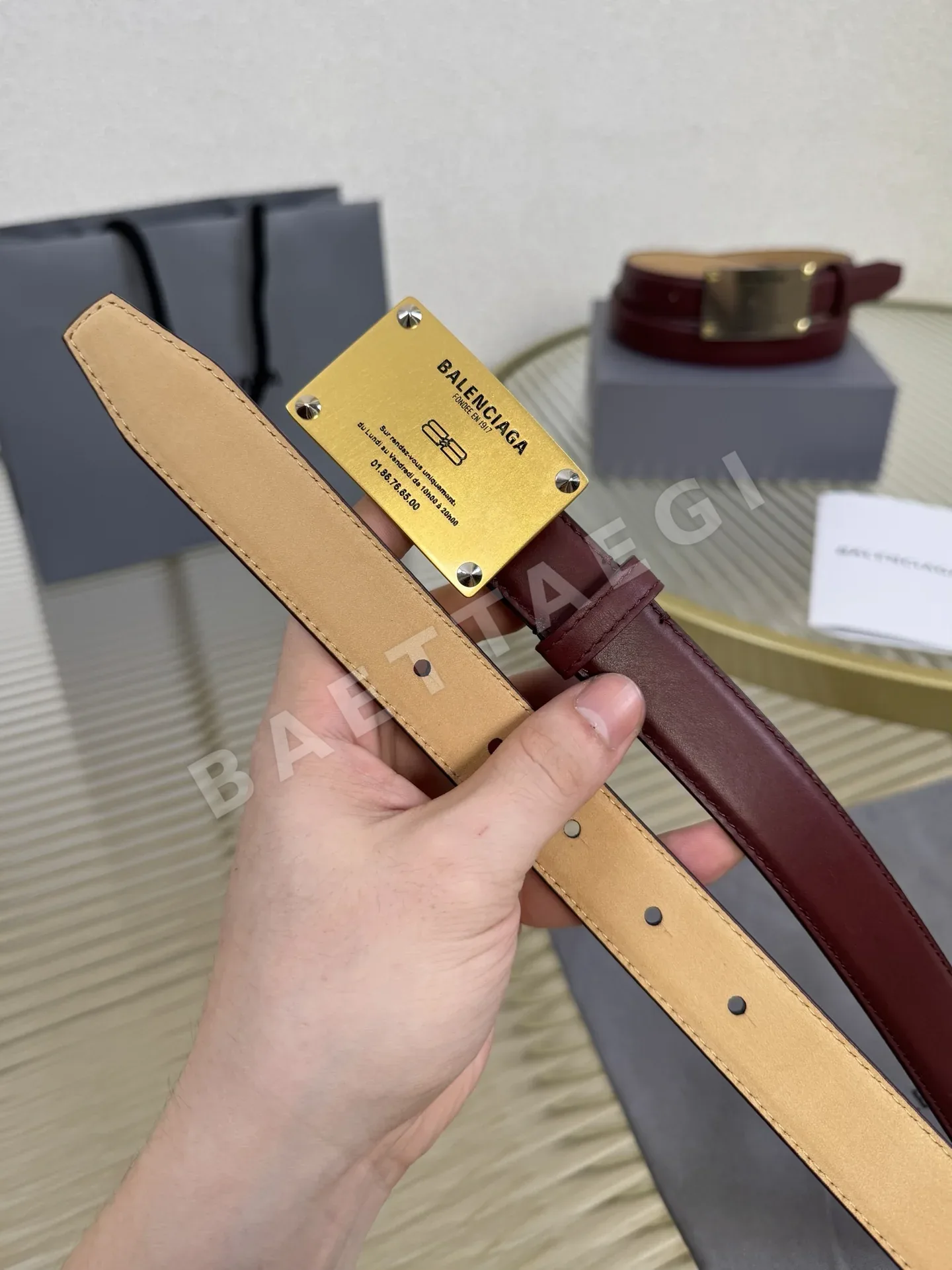 발렌시아가 빈티지 황동 장식 소가죽 벨트 상세 이미지 7