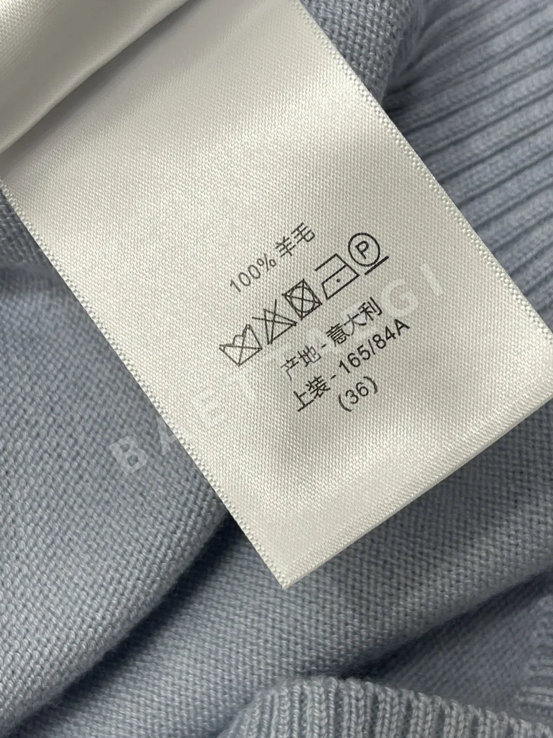 디올 오각별 자수 울 V넥 가디건 상세 이미지 9