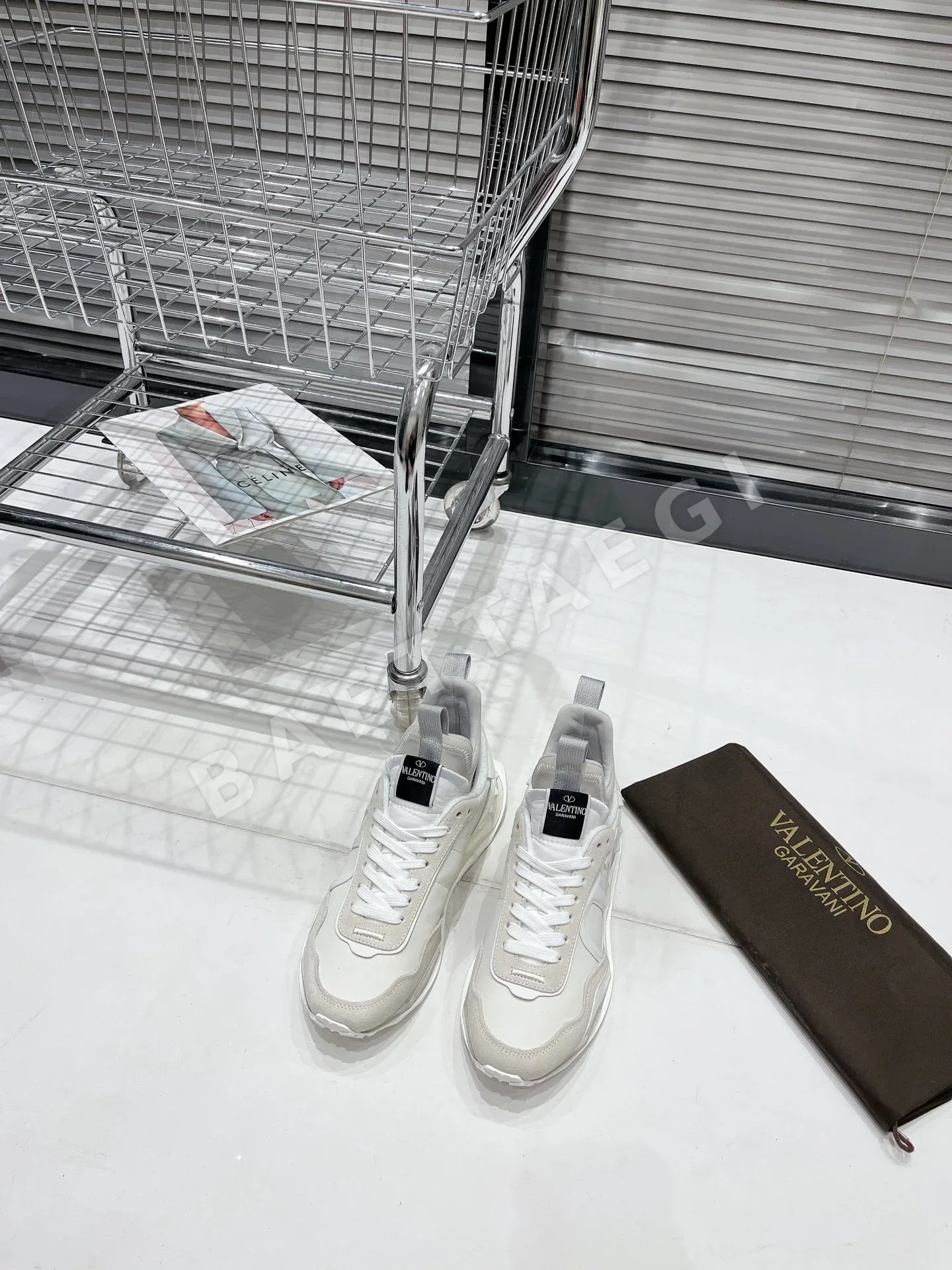 발렌티노 넷러너 하이탑 남성 스니커즈 24567