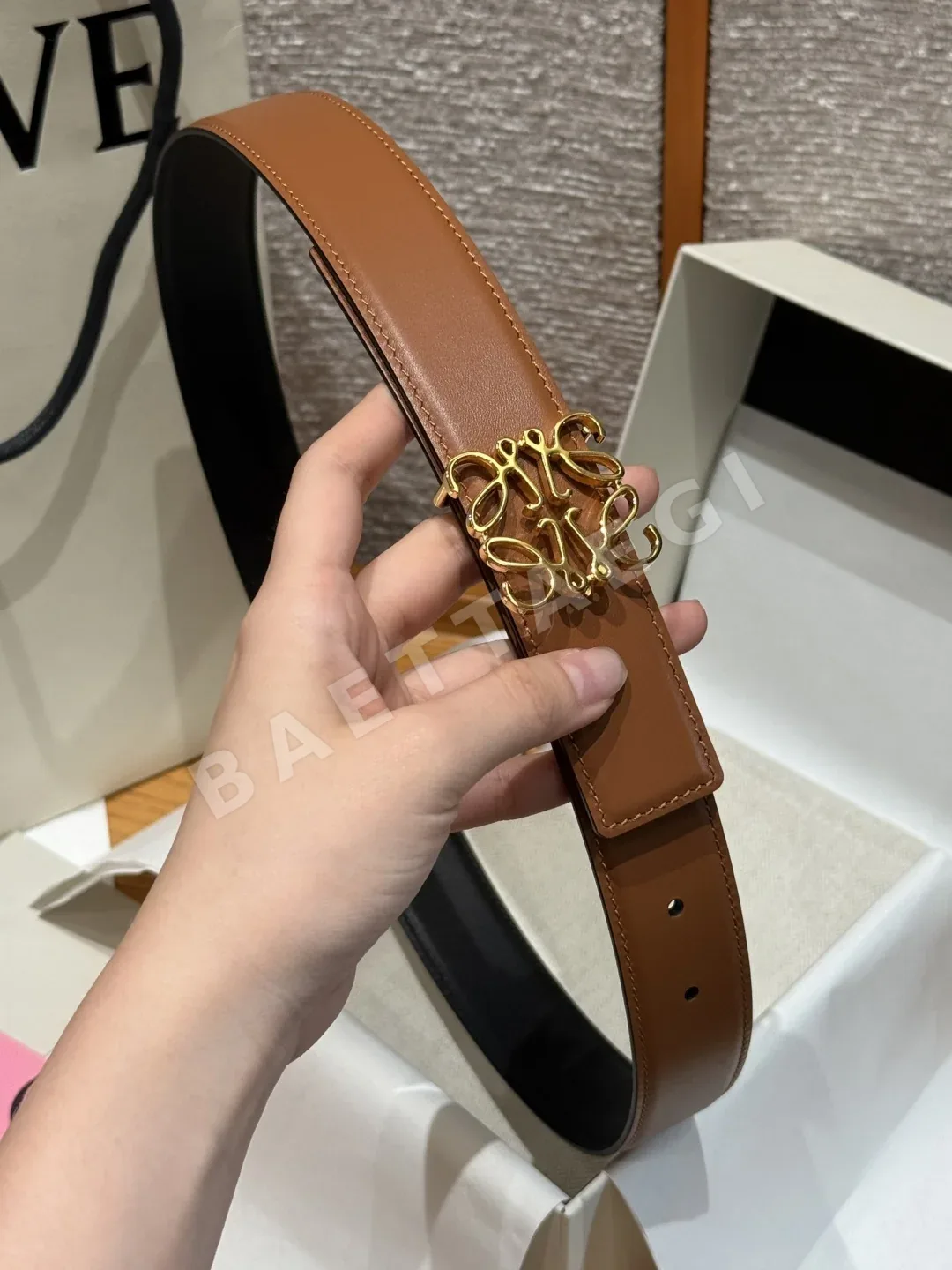 로에베 아나그램 양면 가죽 벨트 상세 이미지 4