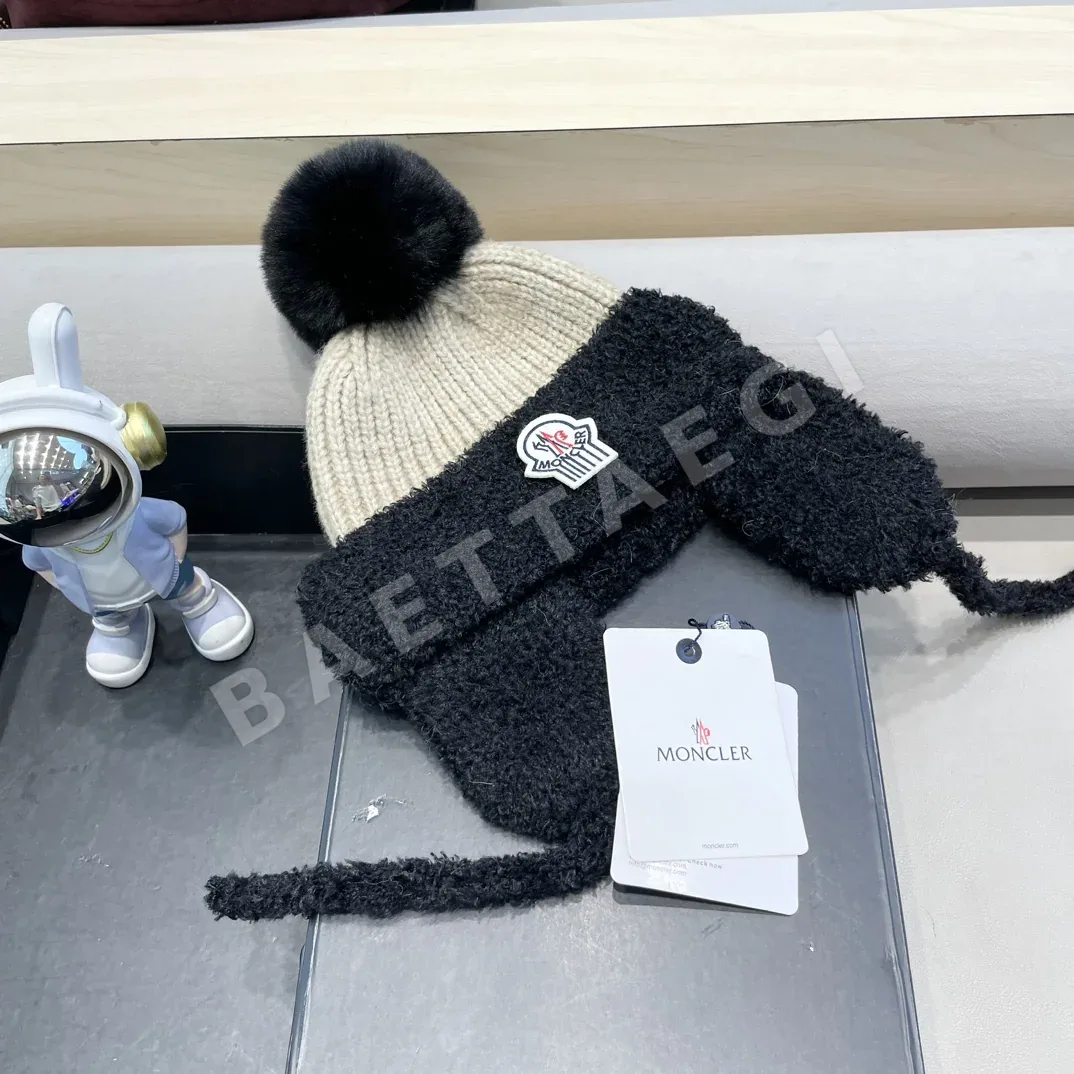 몽클레르 가죽 플리스 귀 보호 모자 상세 이미지 3