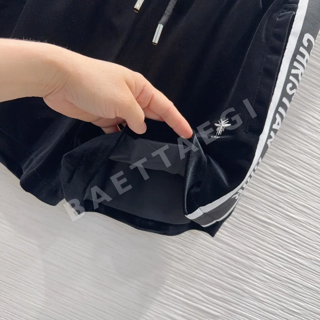 디올 벨벳 여성 바지 상세 이미지 5