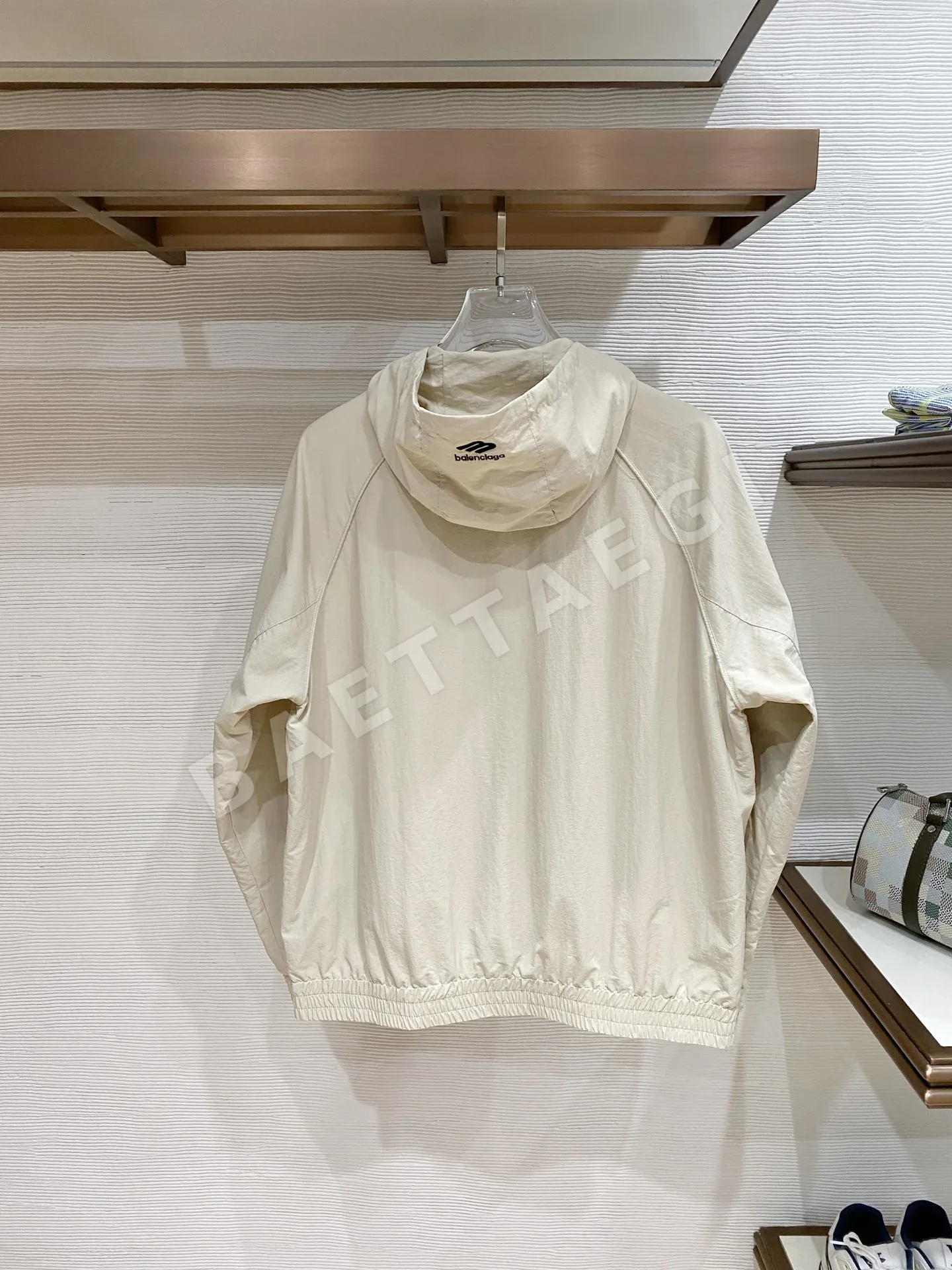 발렌시아가 남성 자켓 블랙 베이지 상세 이미지 9