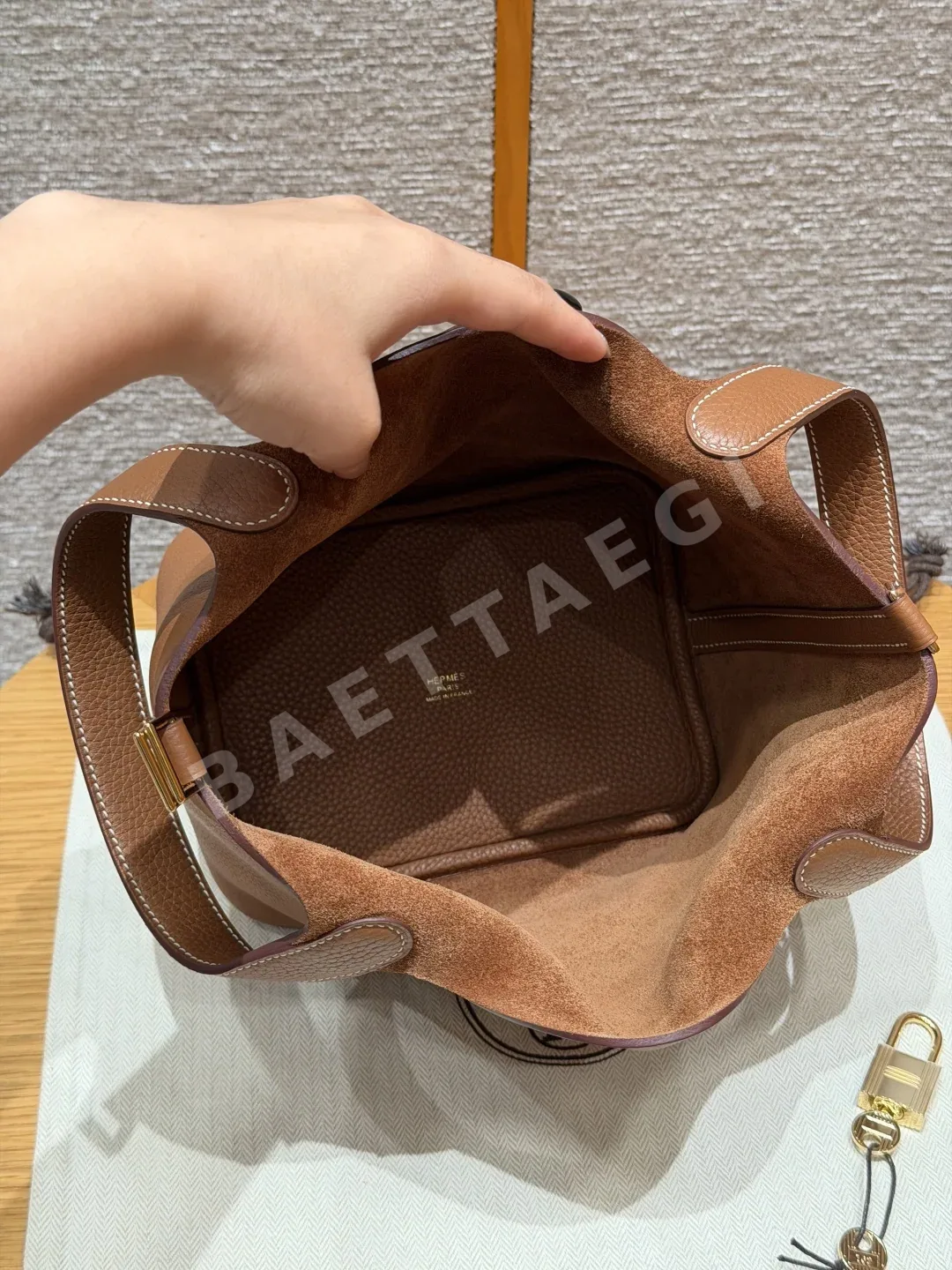 에르메스 피코탄 락 지갑 상세 이미지 6