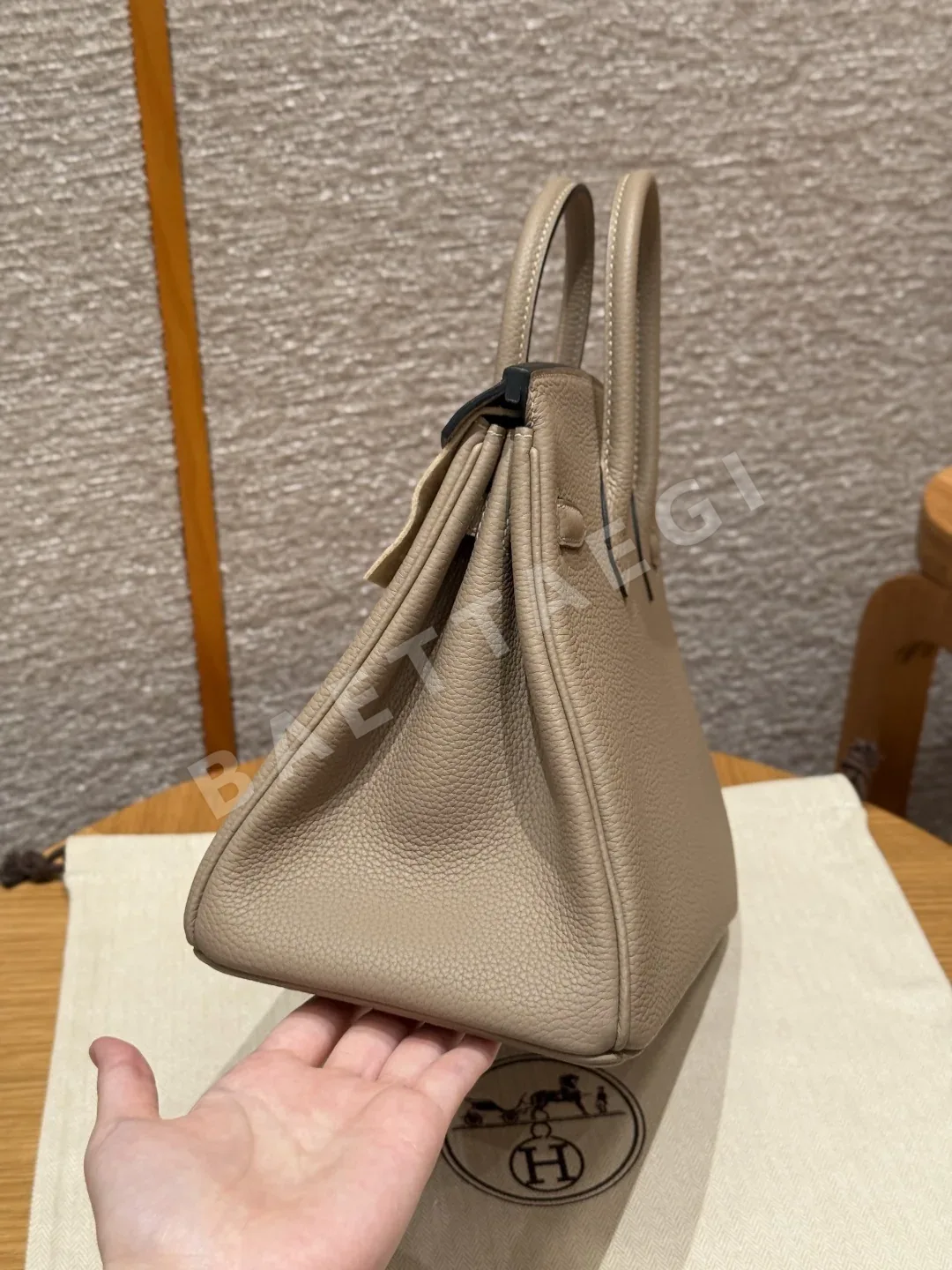 에르메스 버킨 더브 그레이 토고 가죽 25 cm 가방 상세 이미지 4