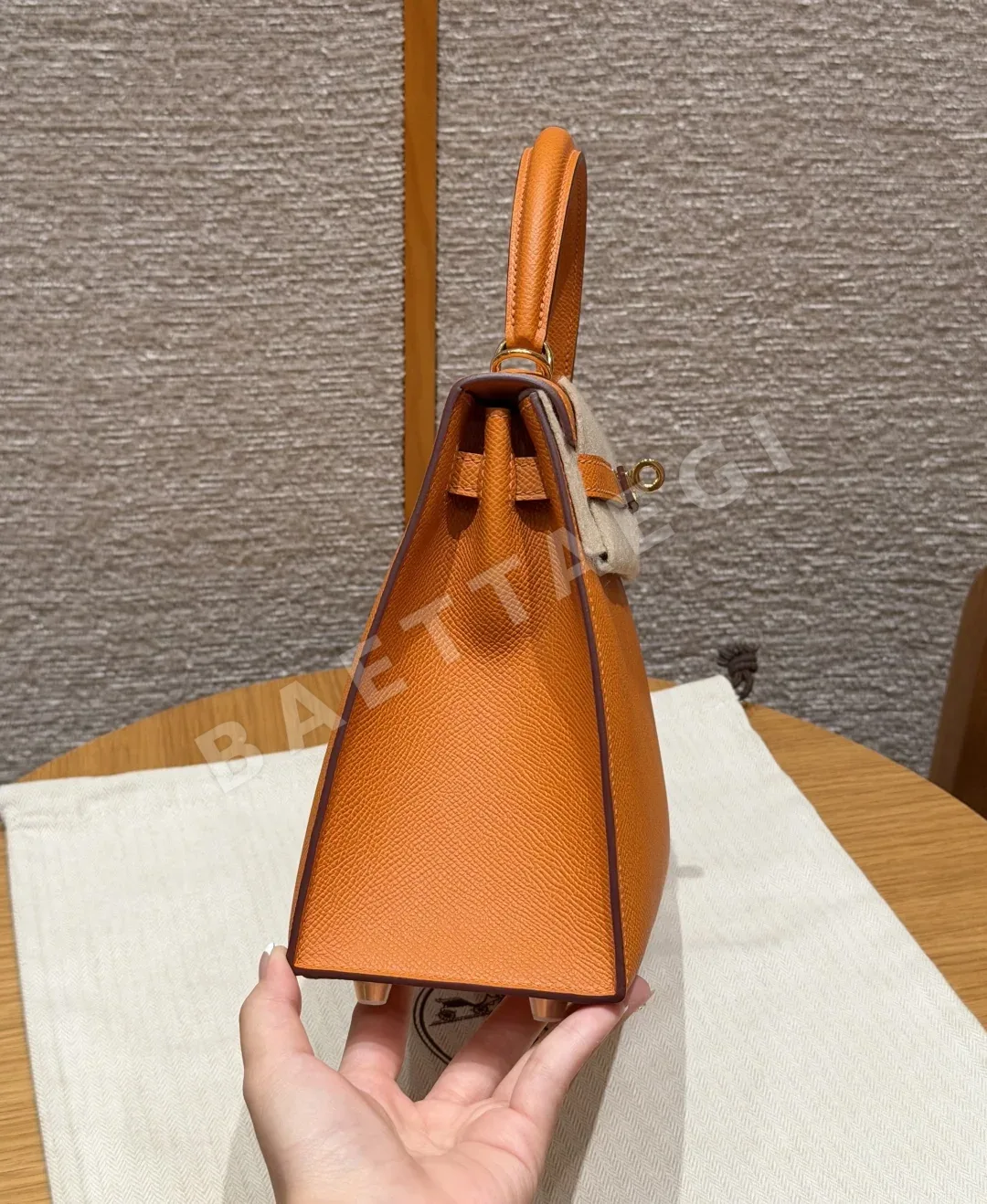에르메스 켈리 25 오렌지 가방 상세 이미지 3