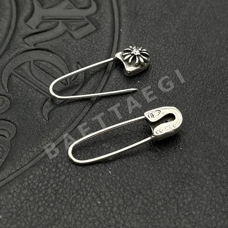 크롬하츠 귀걸이 63182 Chrome Hearts Earrings 상세 이미지 3