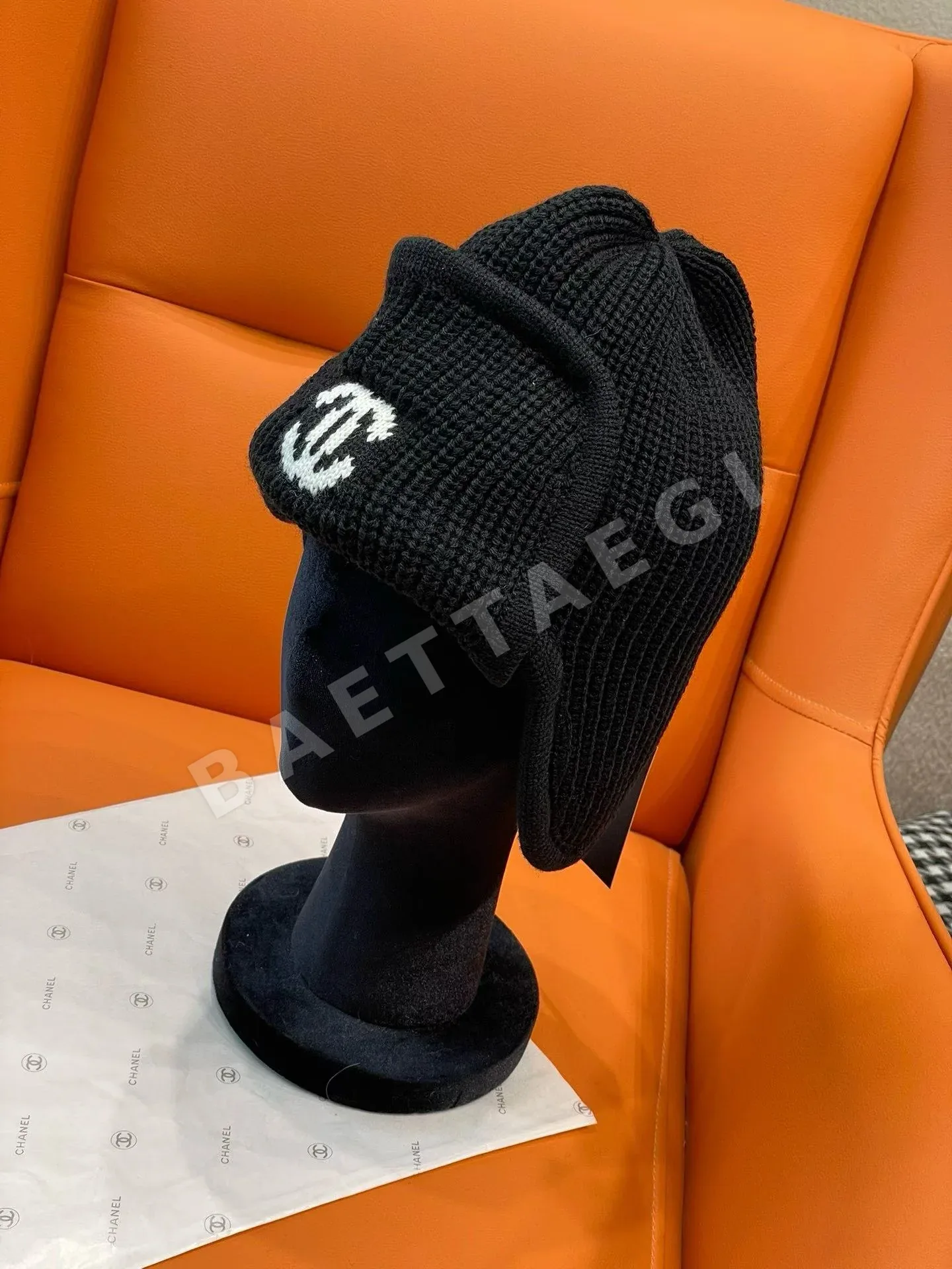 샤넬 니트 이어플랩 모자 82514