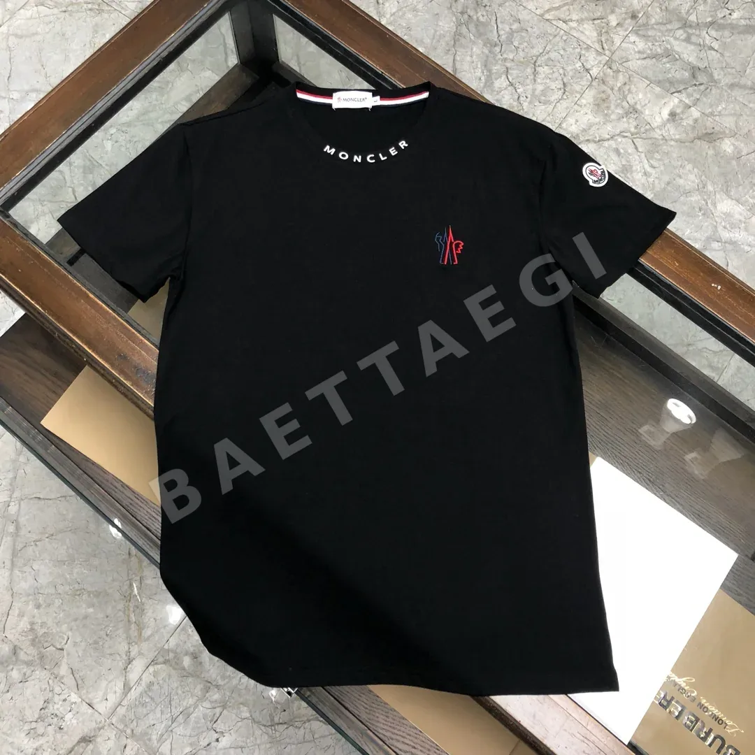 몽클레르 남성 슬림핏 반팔 티셔츠 48939