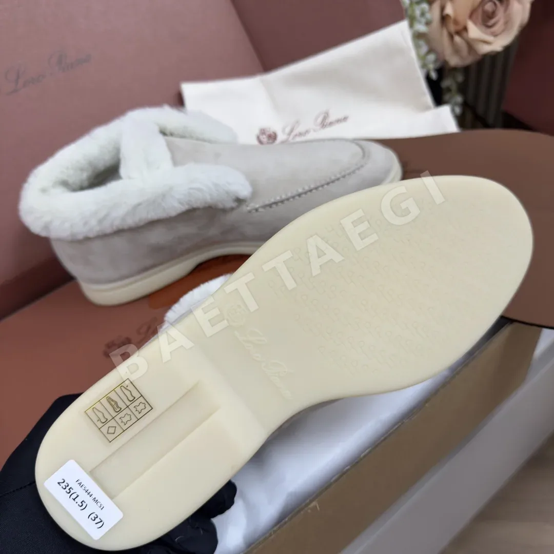 로로피아나 오픈 워크 퍼 상세 이미지 6