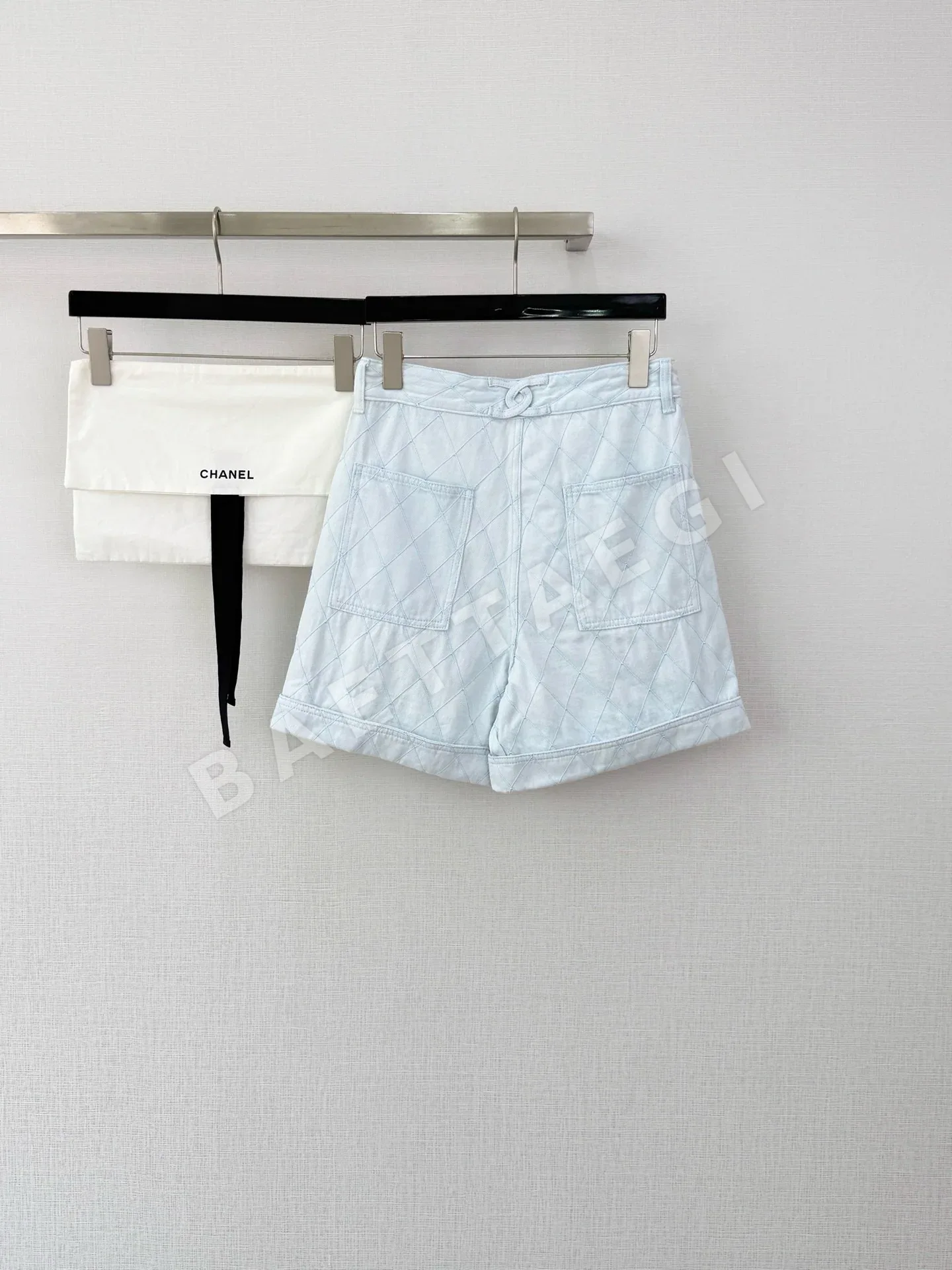샤넬 퀼팅 데님 카고 반바지 상세 이미지 2