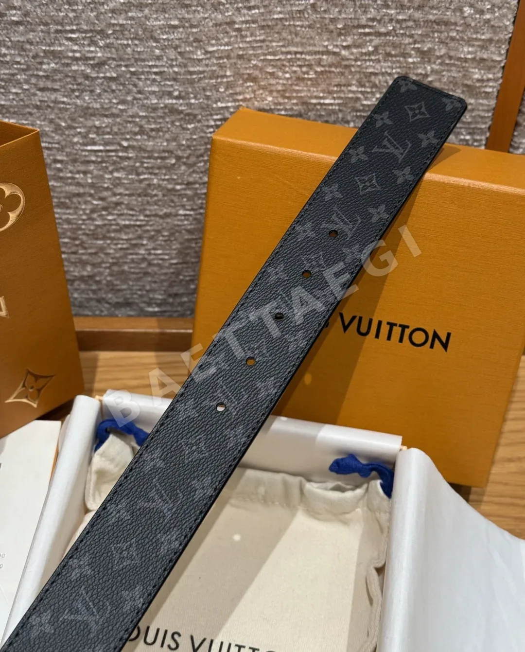 루이비통 컬러 블록 양면 벨트 상세 이미지 9