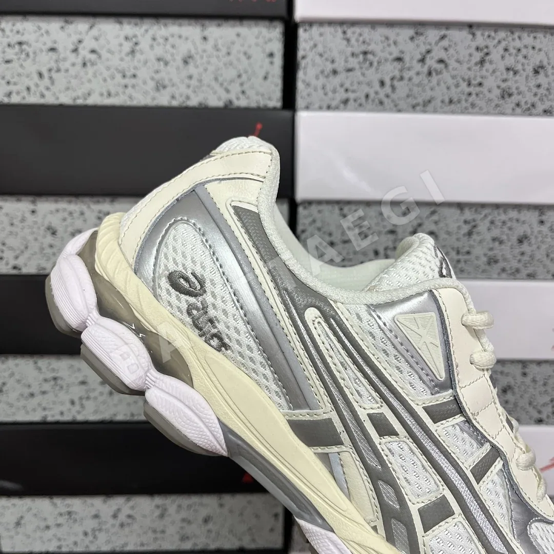 아식스 [M] 젤 NYC 2055 1203A542-250 200499 Asics Gel-NYC 2055 Cream Steel 상세 이미지 2