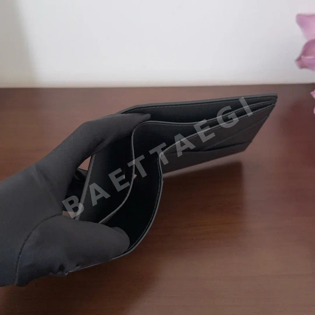 루이비통 클래식 패턴 지갑 M26744 상세 이미지 8