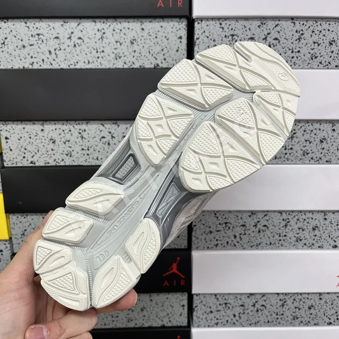 아식스 [M] 젤 NYC 1203A739-100 200493 Asics Gel-NYC Cream Grey 상세 이미지 10