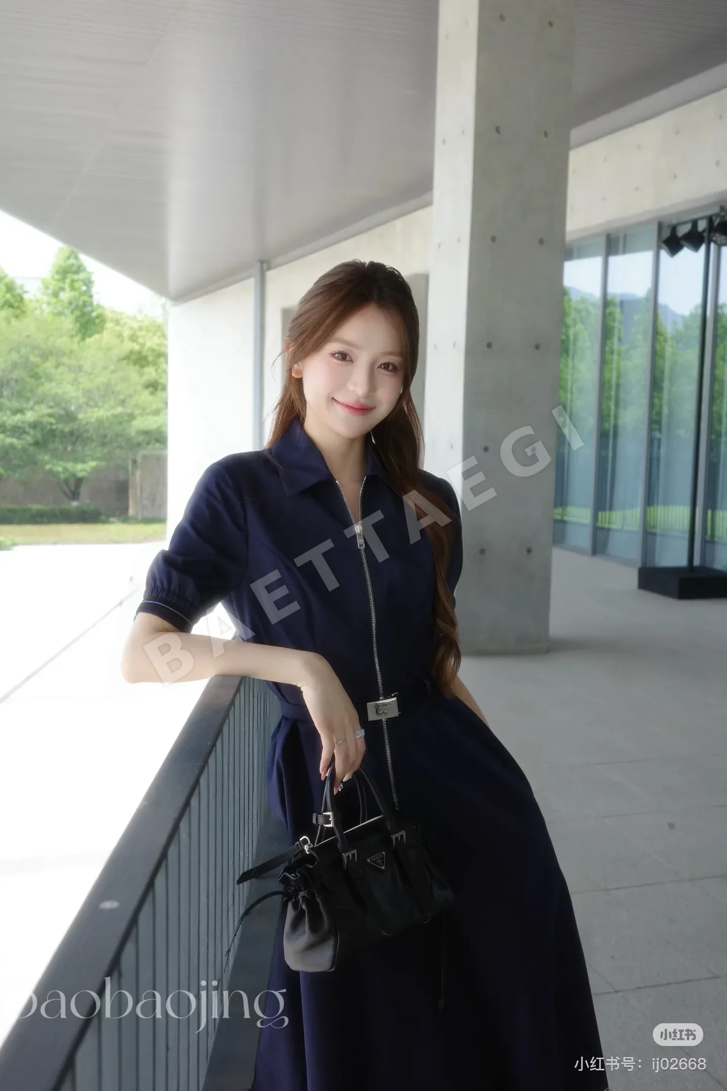 프라다 네이비 코튼 셔츠형 여성 원피스 상세 이미지 8