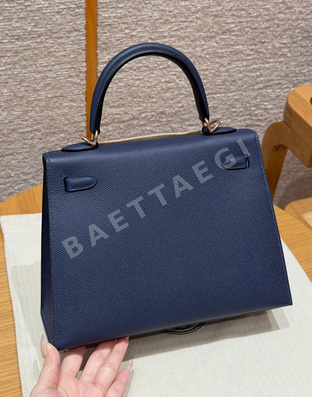 에르메스 켈리 25 블루 사파이어 가방 상세 이미지 3