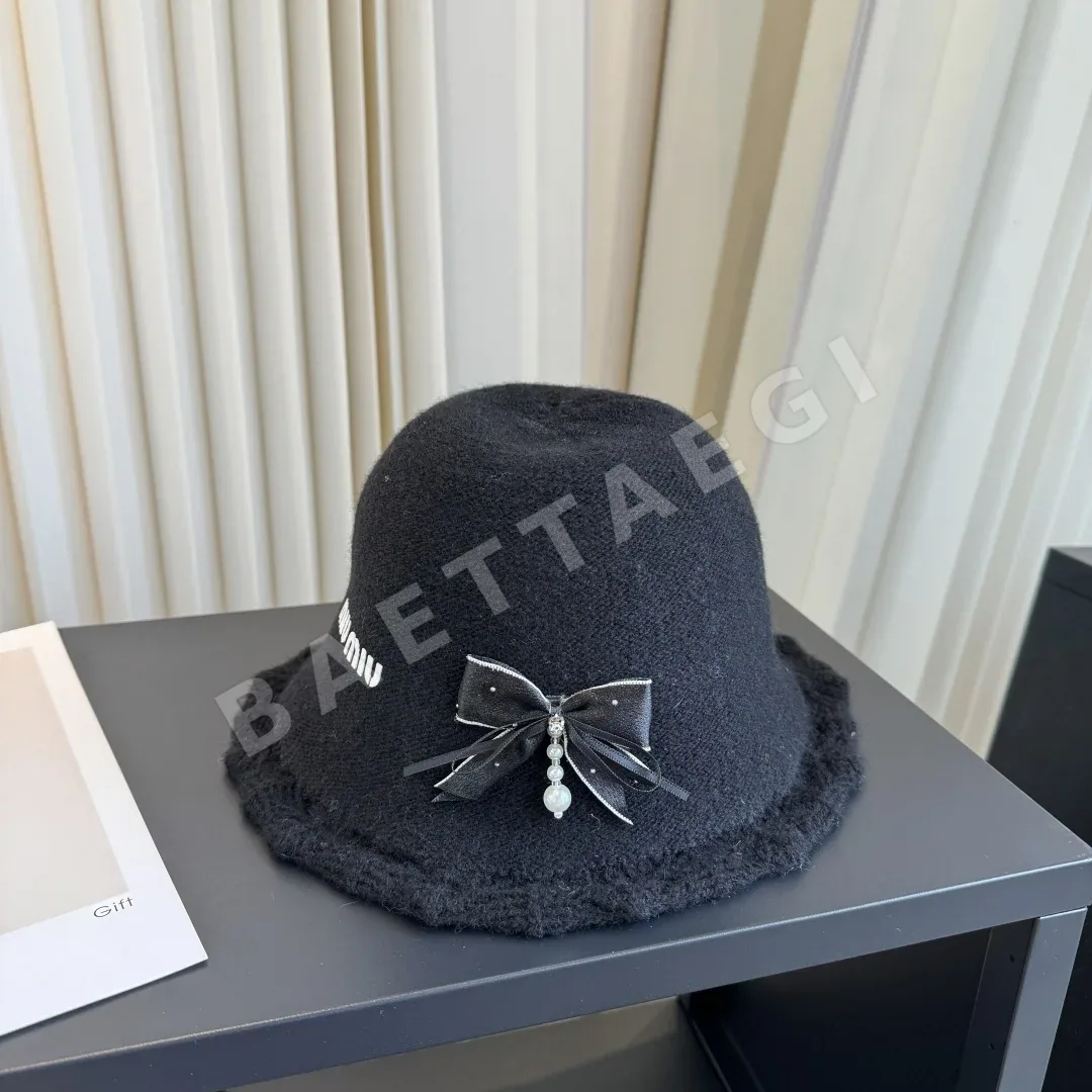 미우미우 모자 185762 Miu Miu Cap 상세 이미지 2