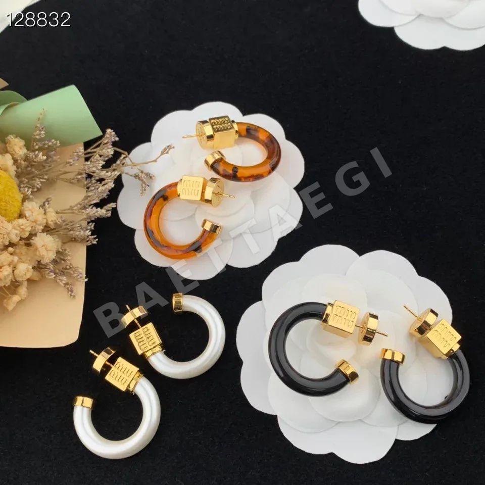 미우미우 귀걸이 61095 Miu Miu Earrings