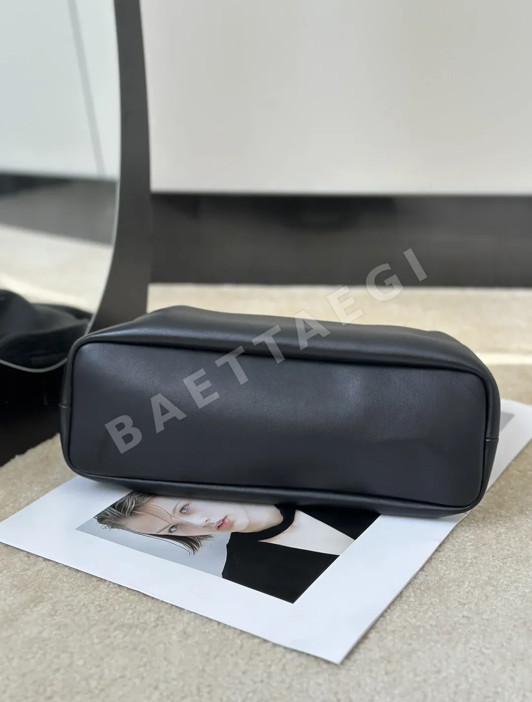 더로우 애그니스 볼링백 상세 이미지 3