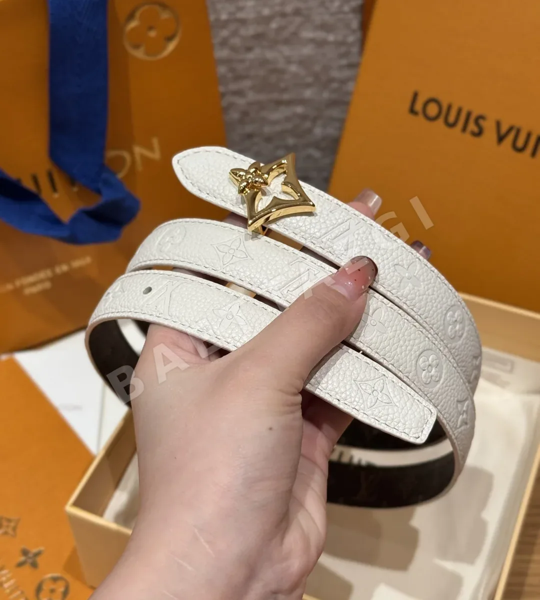 루이비통 플라워그램 20mm 벨트 상세 이미지 2