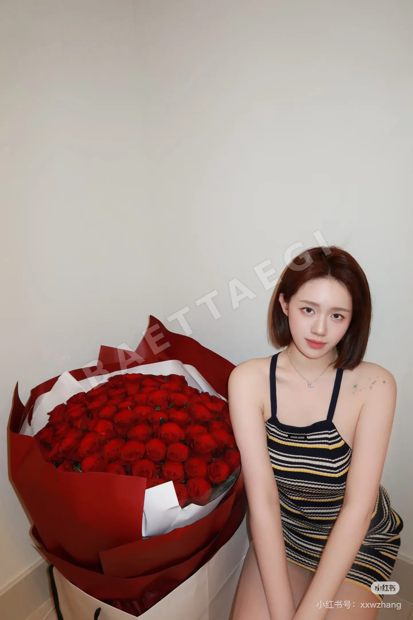 미우미우 옐로우그린 스트라이프 타이업 원피스 상세 이미지 9