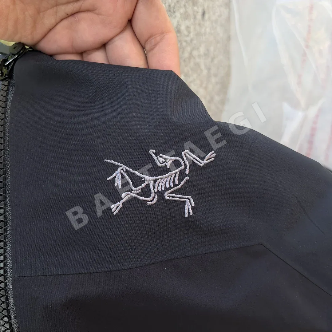 아크테릭스 [TZ] 베타 AR 자켓 블랙 200172 Arc'teryx Beta AR Jacket Black AR2026 상세 이미지 3