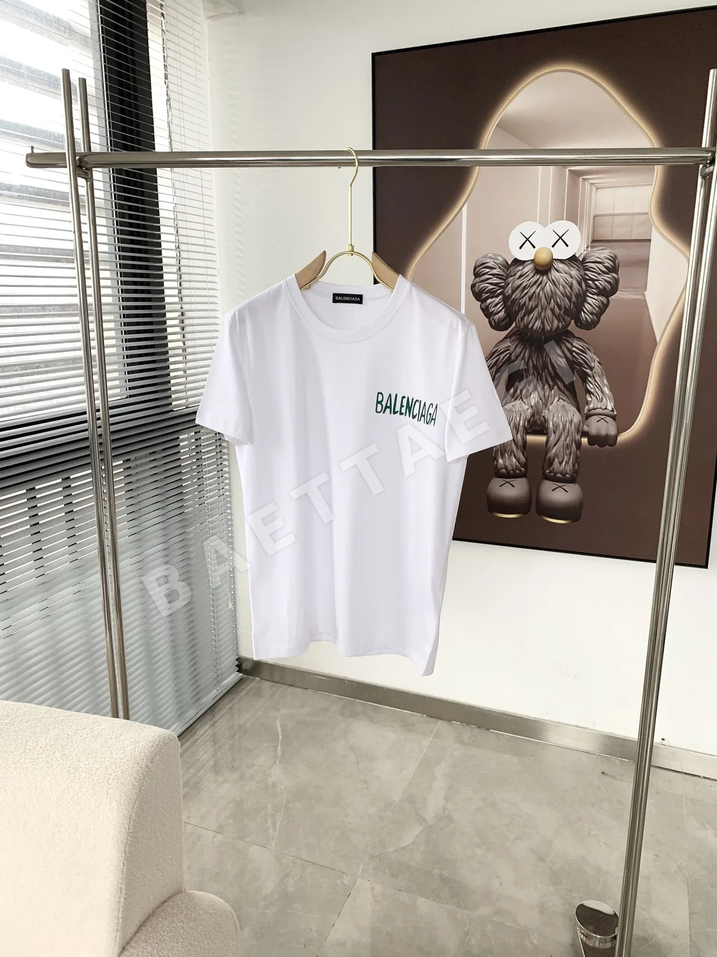 발렌시아가 여성 반팔 88692