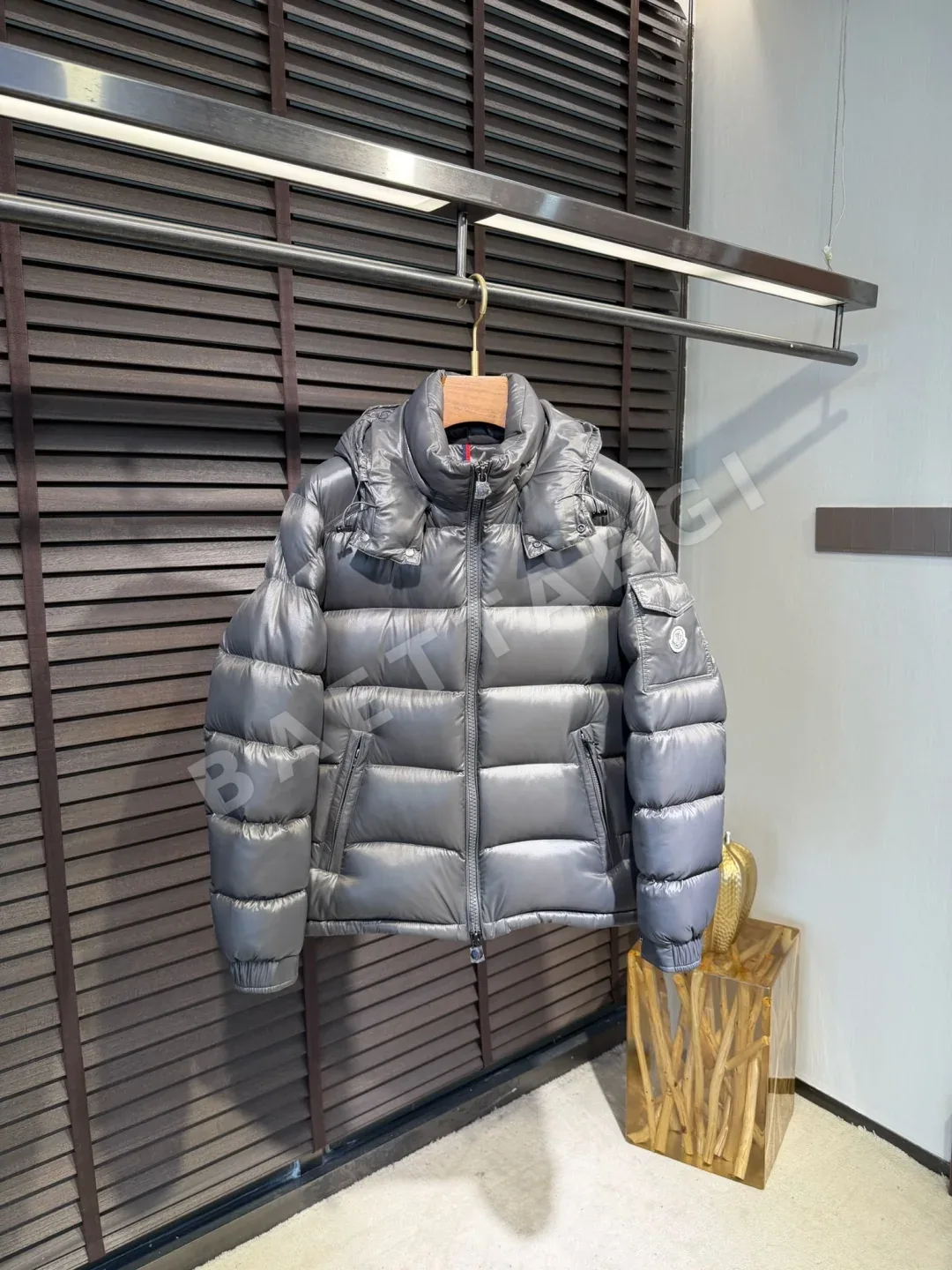 몽클레르 다운 패딩 M8839