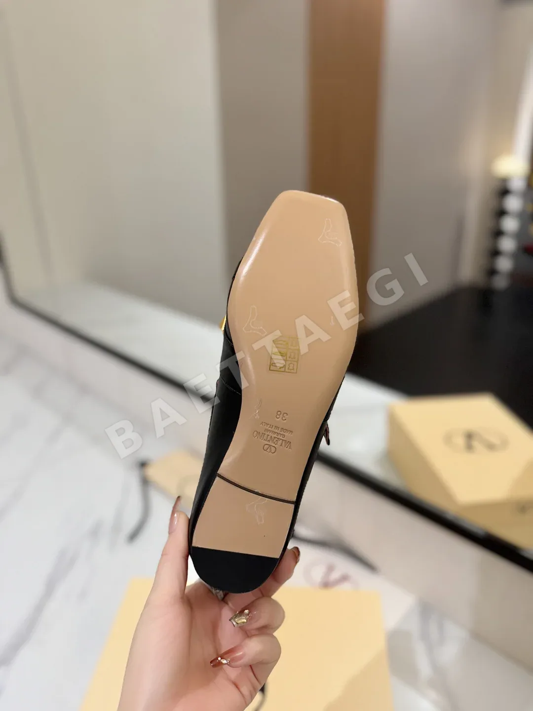 발렌티노 스터드 발레 슈즈 신발 상세 이미지 9