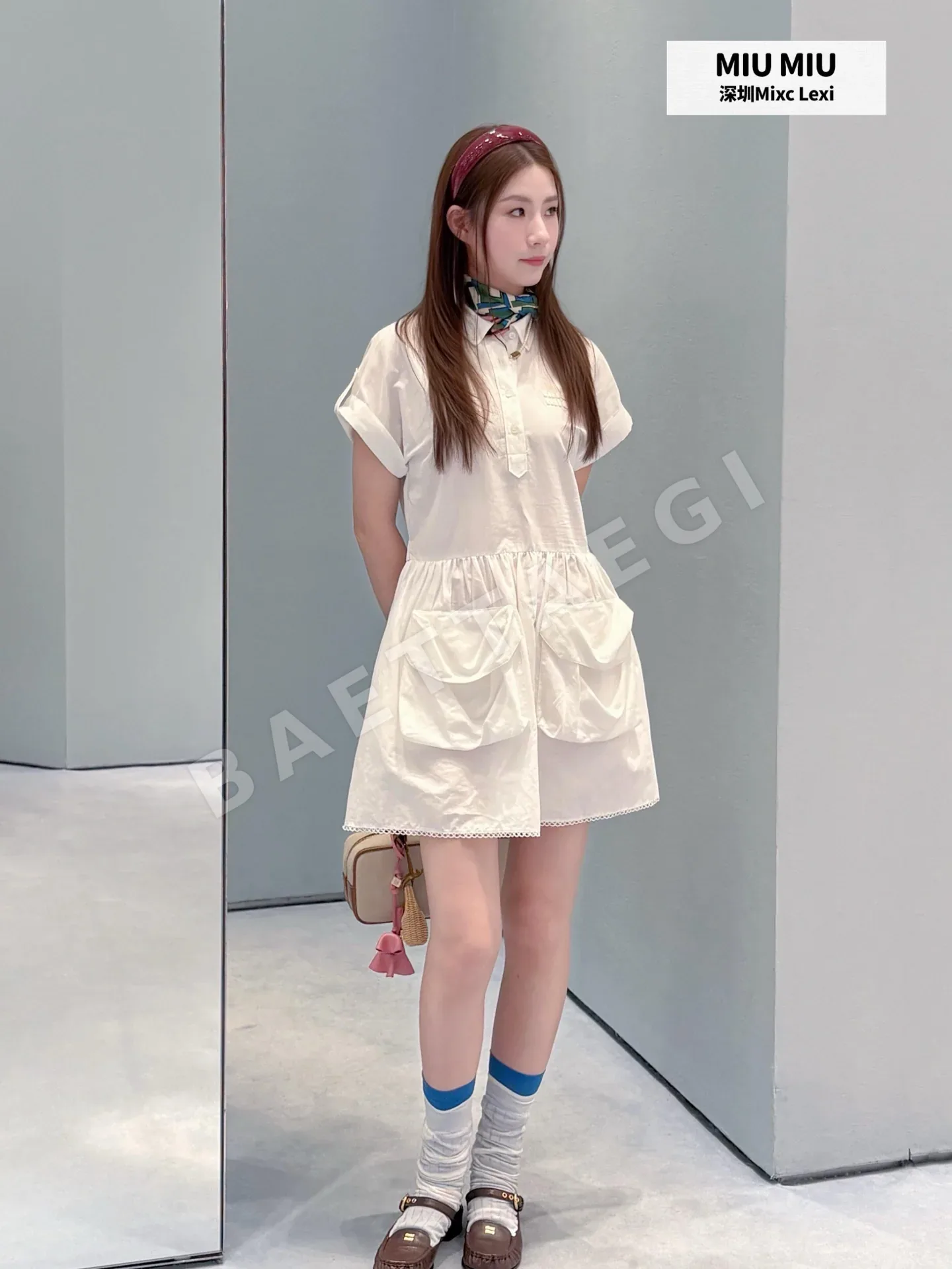 미우미우 로고 코튼 린넨 민소매 원피스 상세 이미지 3