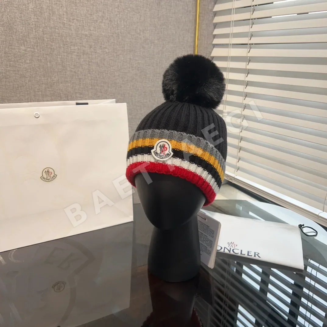 몽클레르 울 니트 폼폼 모자 79347