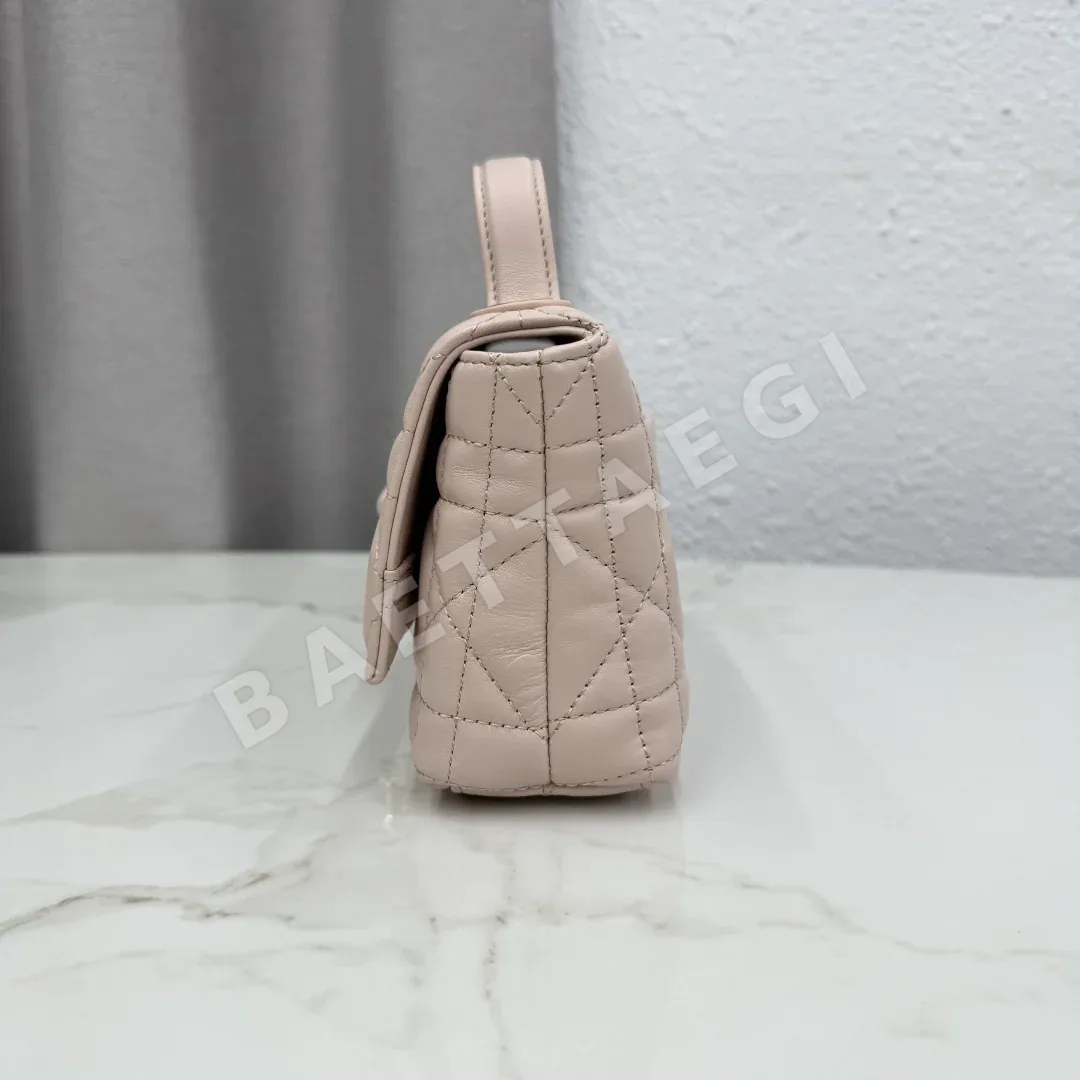 디올 마이텐더 램스킨 탑핸들 미니 체인 폰백 상세 이미지 7