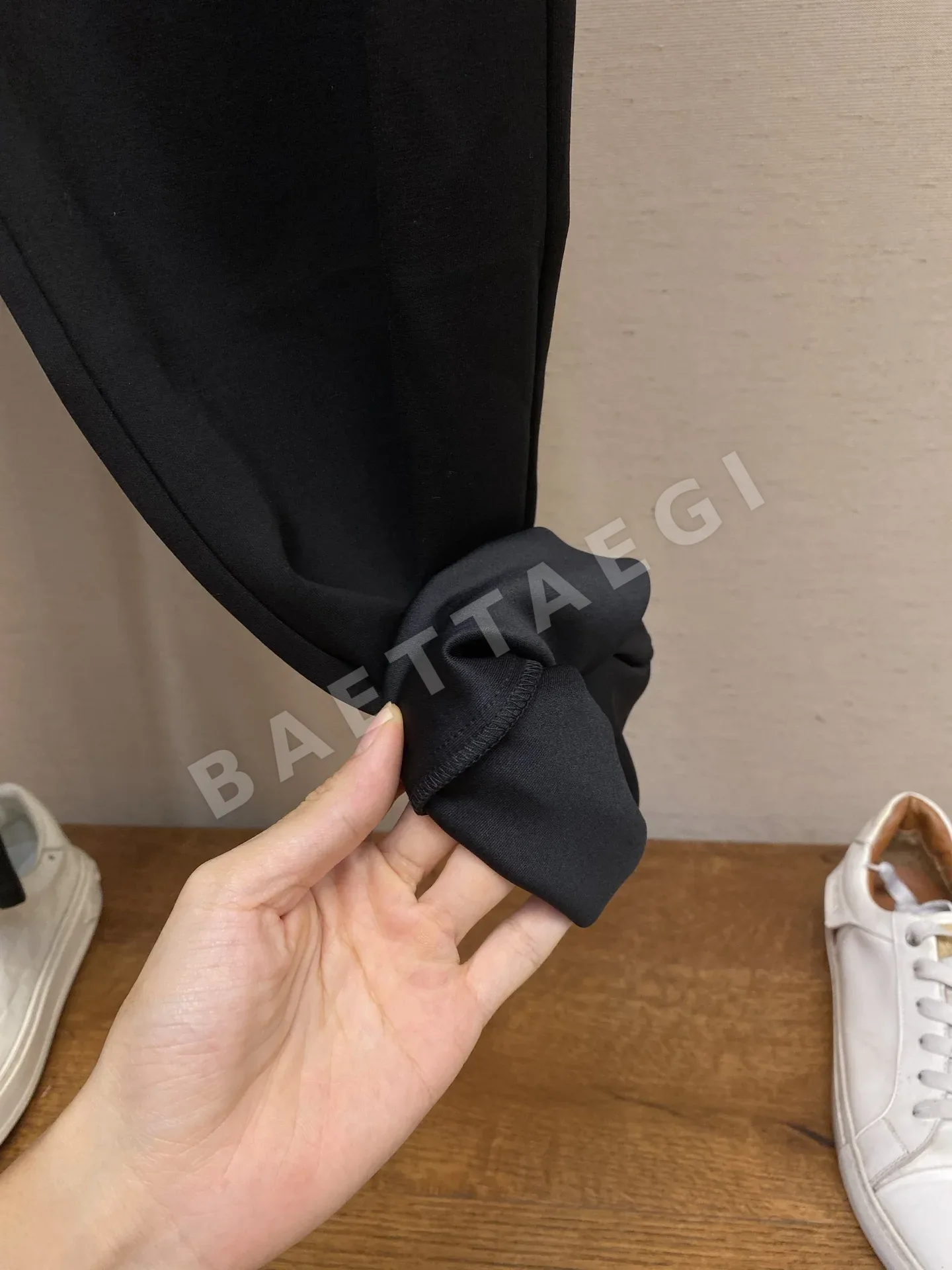 프라다 남성 캐주얼 반바지 상세 이미지 8