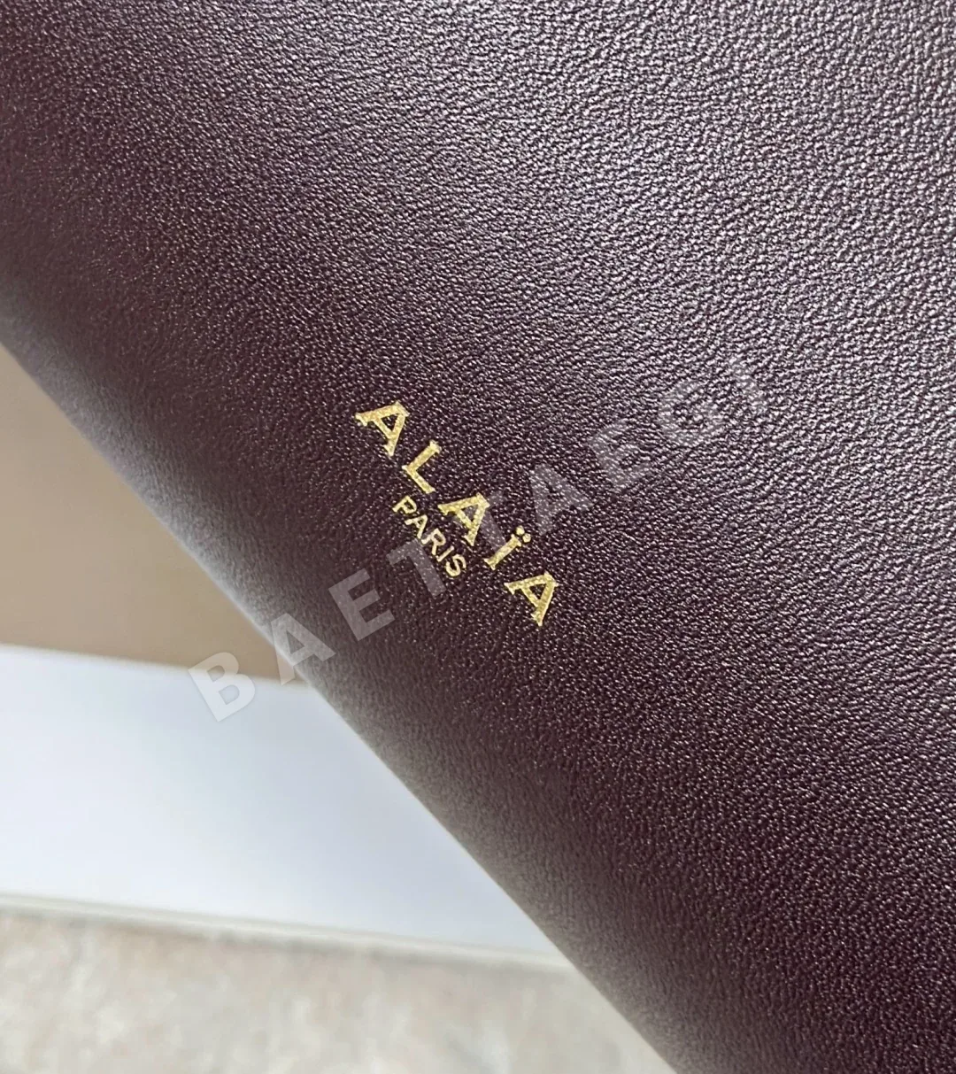 알라이아 조각 모양 토트백 상세 이미지 5