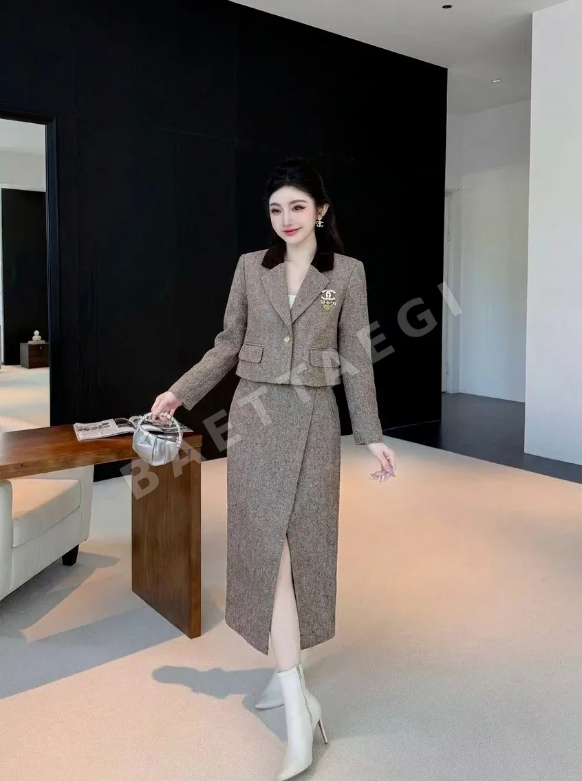 샤넬 헤링본 패턴 투피스 세트 202648