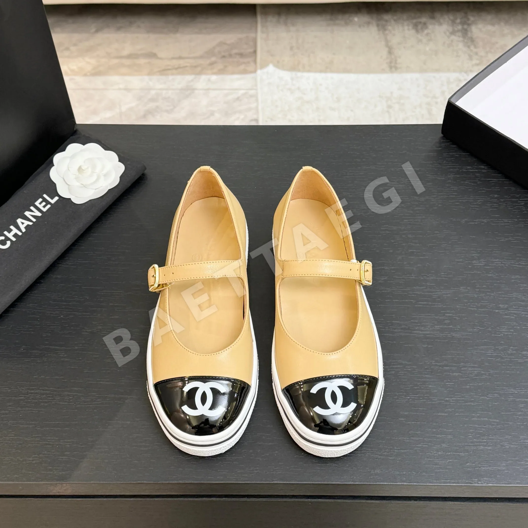 샤넬 플랫 레이스업 신발 98821