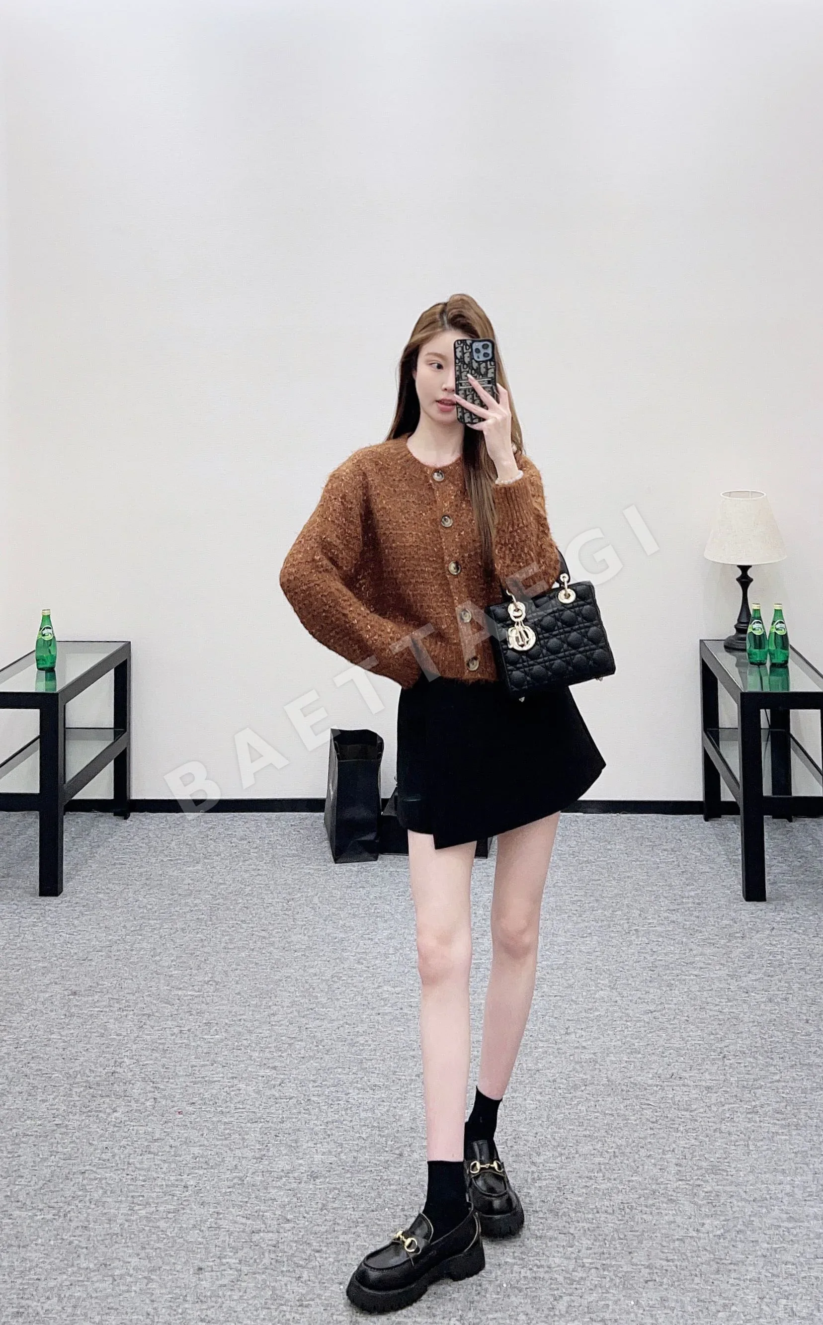 디올 여성 가디건 93309
