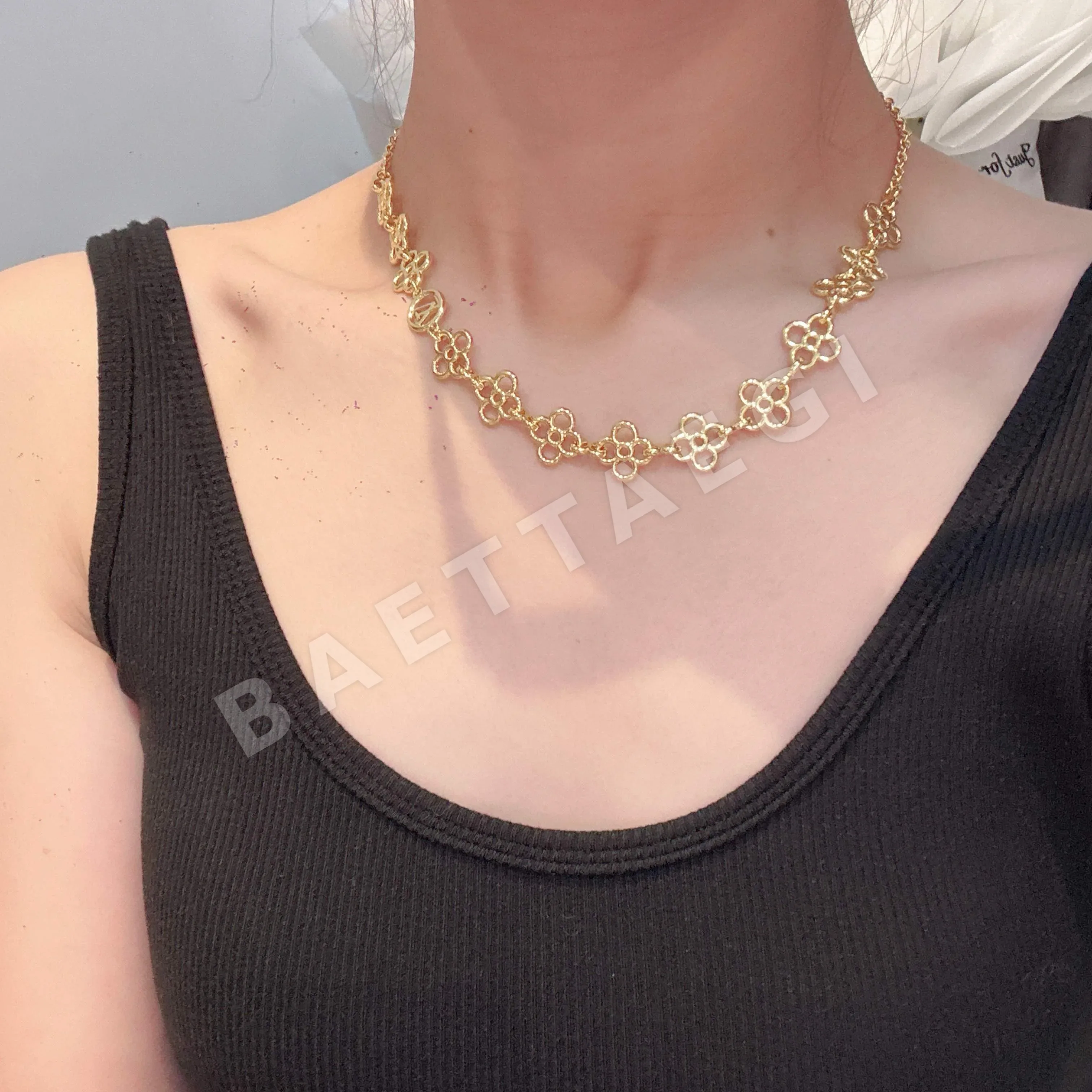 루이비통 칠보 세공 목걸이 상세 이미지 1