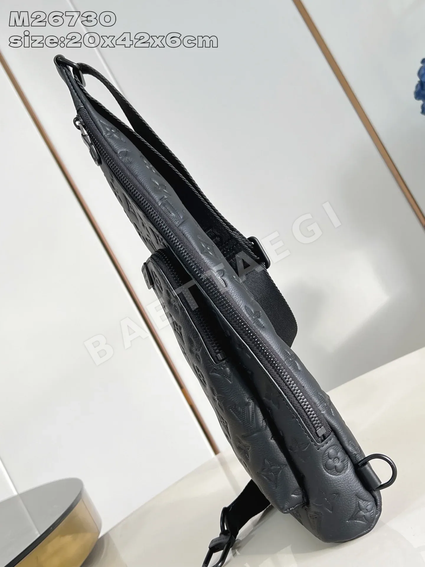 루이비통 모노그램 섀도우 듀오 숄더백 M26730 상세 이미지 6