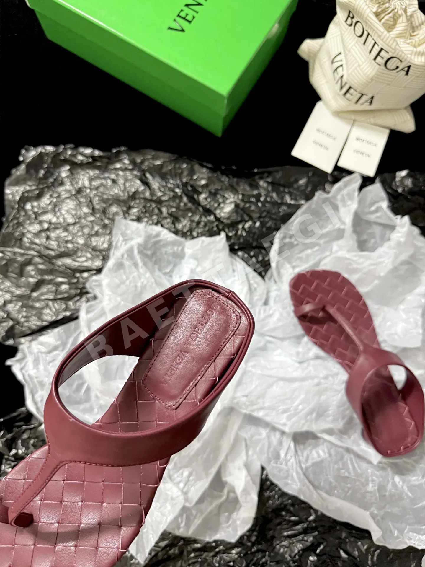 보테가베네타 BV 위빙 비치 샌들 상세 이미지 7
