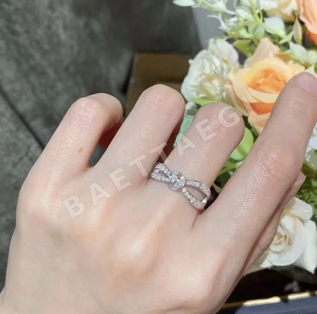 쇼메 크로스 큐빅 반지 상세 이미지 2