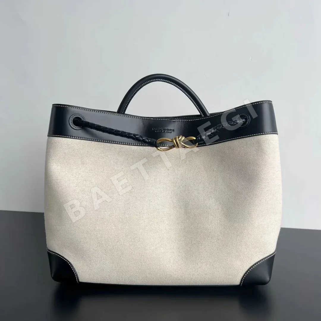 보테가베네타 가죽 캔버스 핸드백 786194