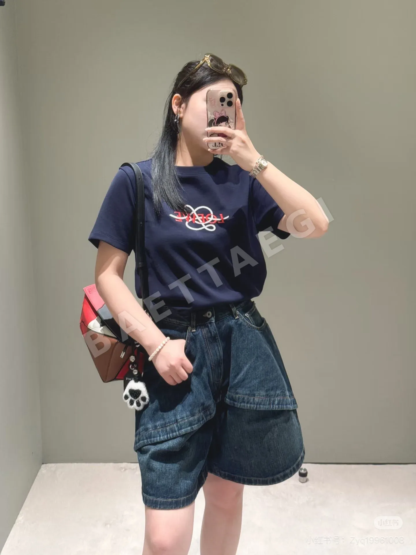 로에베 네이비 자수 코튼 반팔 티셔츠 상세 이미지 9