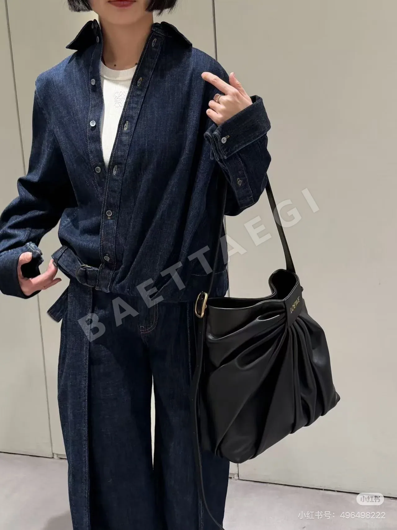 로에베 워시드 데님 크롭 자켓 상세 이미지 3