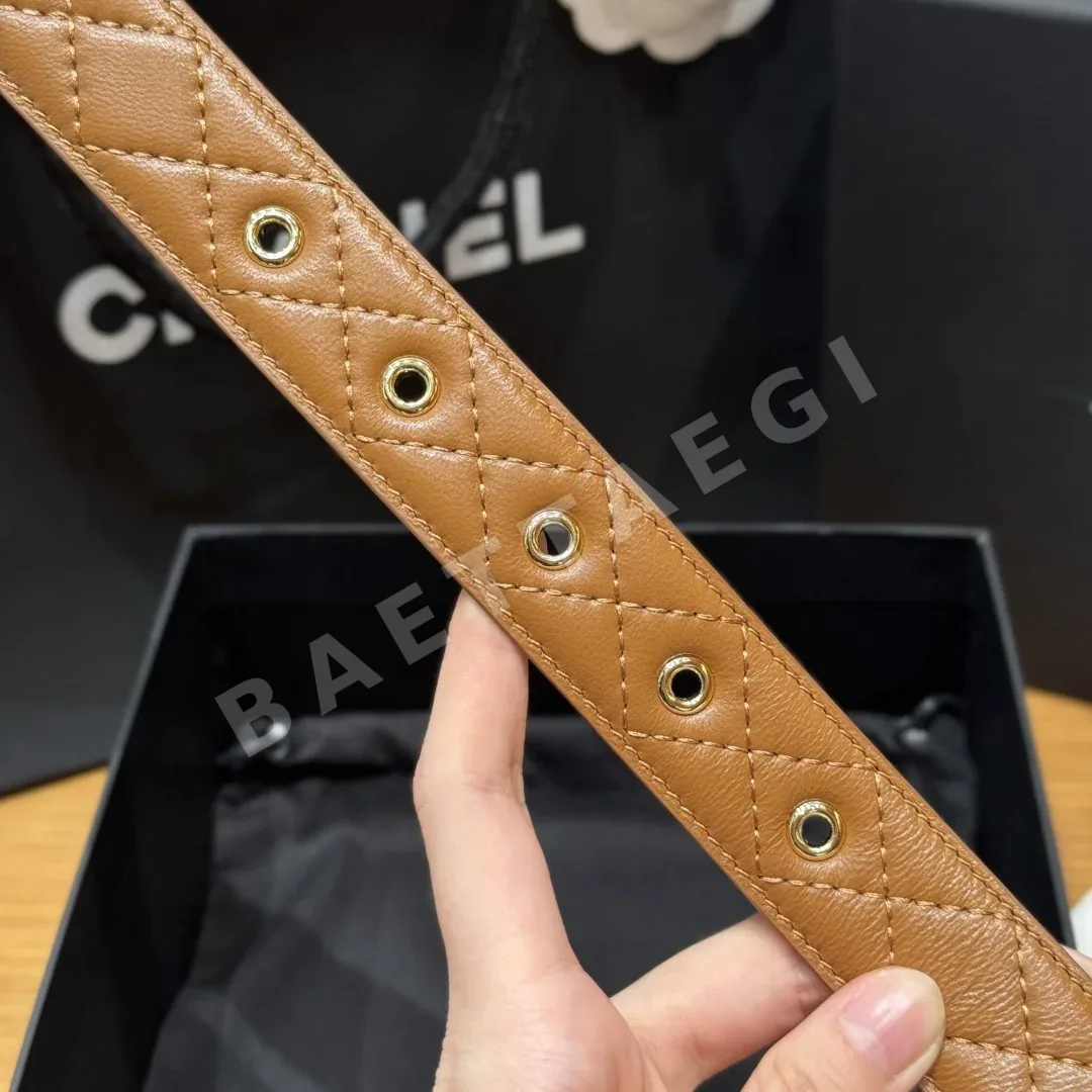 샤넬 더블 C 메탈 로고 램스킨 벨트 상세 이미지 6
