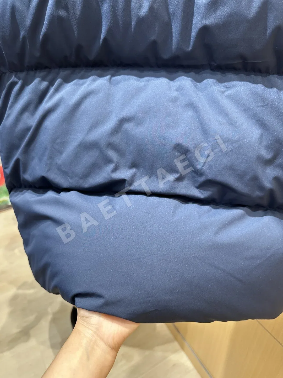 디올 CD 자수 스탠드 카라 남성 다운 베스트 상세 이미지 18